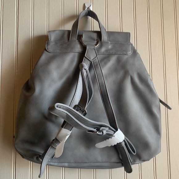 4/$25 Grey Drawstring Backpack - Picture 3 of 4